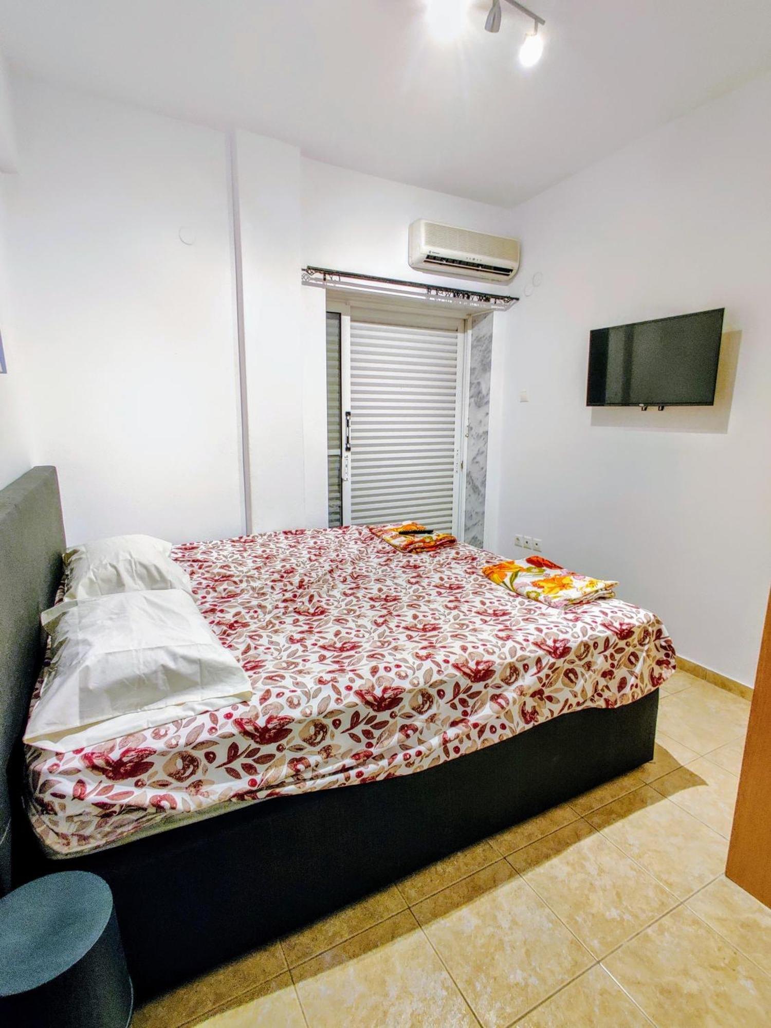 Flogita - 5 Beautiful Apartments דירה