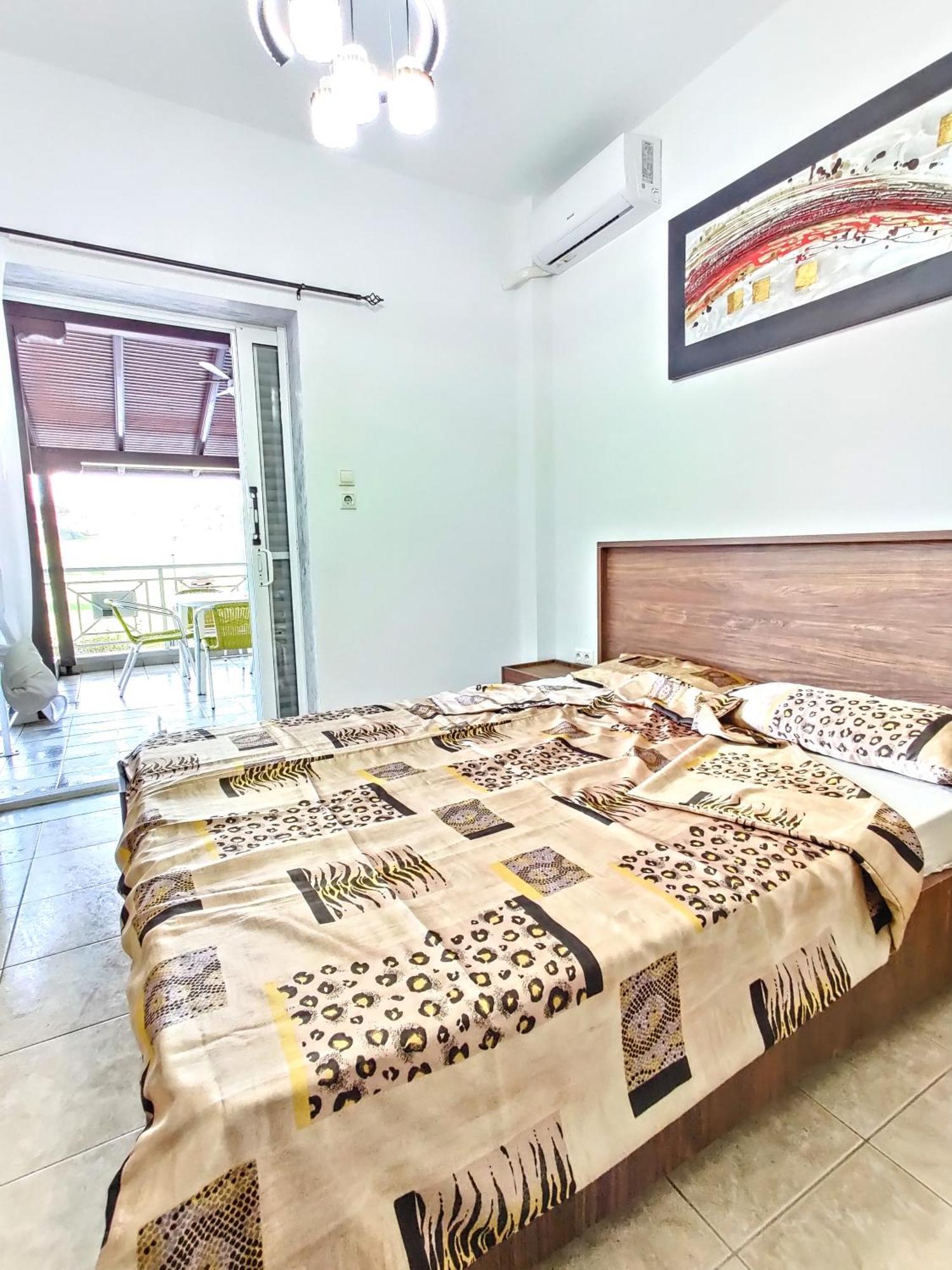 Flogita - 5 Beautiful Apartments Flogita